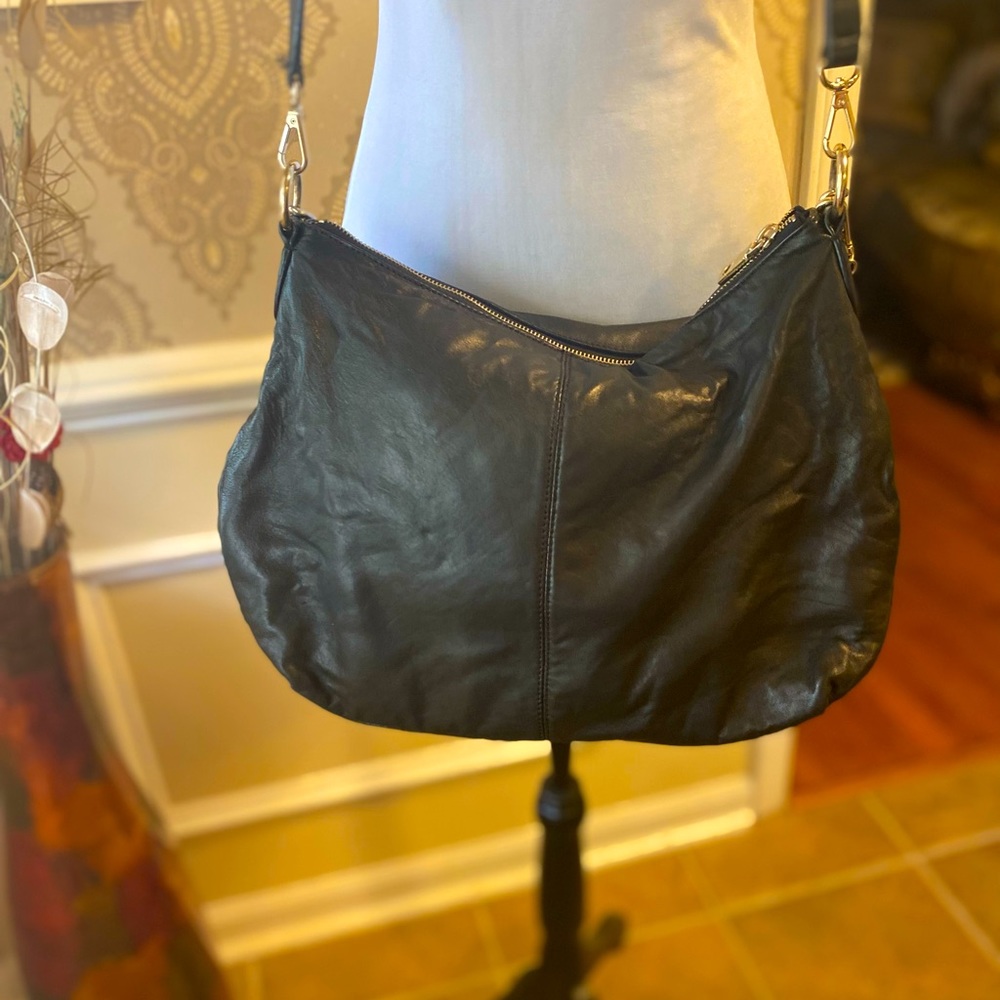 Handbag - Picture 3 of 6